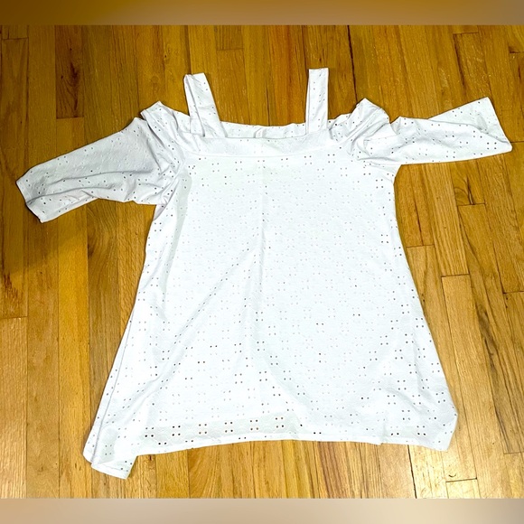 NEW- Collection woman white blouse 1x from Macys - Picture 1 of 3